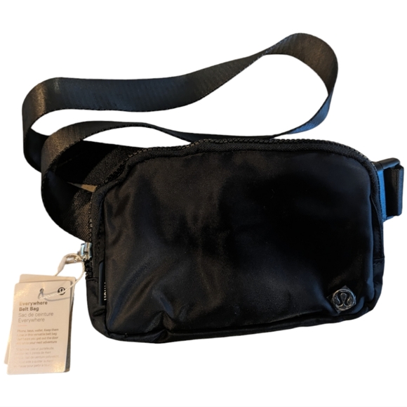 lululemon athletica Handbags - Lululemon Black Everywhere Belt Bag 1 L New with Tags